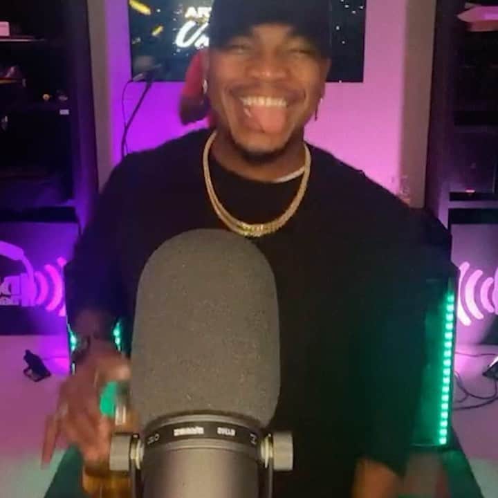NE-YOのインスタグラム：「Switchin up #ArtistLoungeUnplugged tomorrow and goin LIVE on TikTok with my guy @bigtiggershow @ 6PT/9ET! Let’s GOOOO!!! 🔥 #rnbvibes」