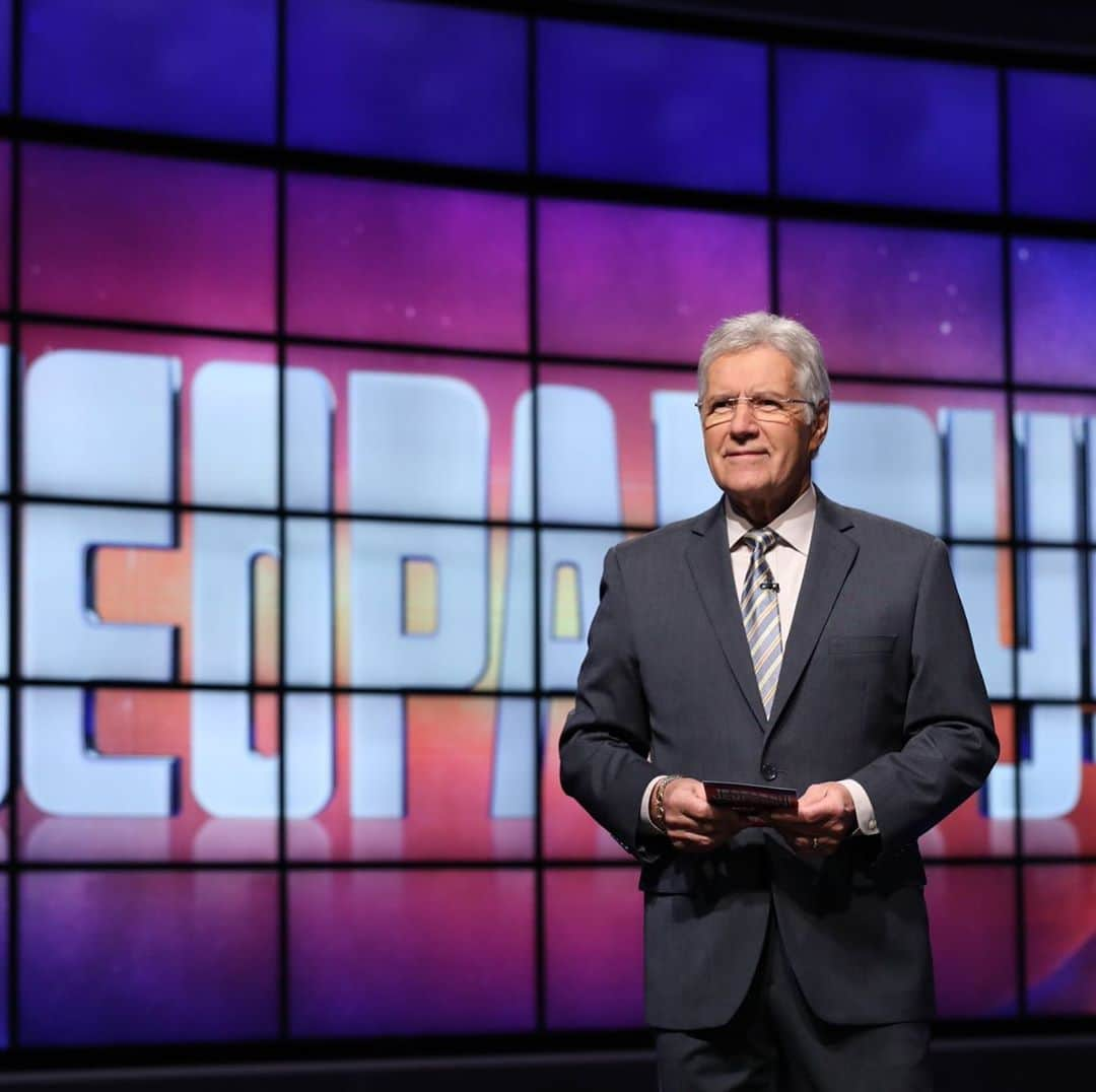 ライアン・シークレストさんのインスタグラム写真 - (ライアン・シークレストInstagram)「Alex Trebek was like a family member who I watched every night. I remember going to the set to watch him tape a show before I started my TV career. He was a big influence and one of a kind. Rest in peace, Alex.」11月9日 2時58分 - ryanseacrest