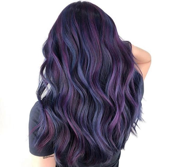 CosmoProf Beautyさんのインスタグラム写真 - (CosmoProf BeautyInstagram)「Getting lost in this #galaxyhair masterpiece💜💙 Receive a FREE Framesi 32.oz Activator with the purchase of any three 2 oz. Framesi Framcolor 2001 Intense Permanent Hair Color Shades at Cosmo Prof⁣ ⁣ @glenhew & @dianawong717 Formula👇⁣ Rootage: Framesi FramColor 2001 Intense + Pure Colors 4.006⁣ Mid-ends: Framesi FramColor 2001 Intense 5.066 + 620 (1:2) 640 7.021 + 630 (1:2) all with 10 vol. ⁣ Lightener: Framesi DeColor B Diamond Powder Bleach on a Prelightened level 8 base.⁣ ⁣ SHOP Framesi Framcolor 2001 Intense Permanent Hair Color Shades via #LinkInBio⁣ ⁣ #repost #framesi #framesicolor #cosmoprofbeauty #licensedtocreate #vivids #vividhair #purplehair #purplehairdontcare #bluehair #bluehairdontcare #colorfulhair #creativecolor #creativehair #haircolorideas #fashioncolor #trendyhair ⁣#hairtrends #hairtrend #hairinspiration」11月9日 3時00分 - cosmoprofbeauty
