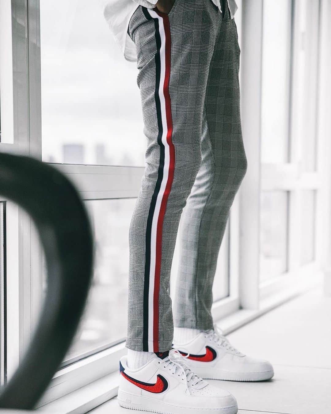 Men Withのインスタグラム：「#ad @christosnewyork  The Kennedy Trouser from @christosnewyork is a must have! 👌🏻  www.christosnewyork.com」
