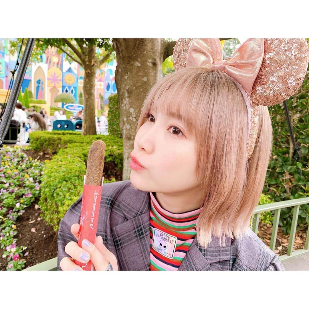 西脇彩華さんのインスタグラム写真 - (西脇彩華Instagram)「＊ 思い出写真ラスト投稿です❣️ 続いてごめんなさい🙏💦💕 でも記録としてここに残したいので☺☀️🌈笑 ・ また次行ける日を楽しみに日々頑張りますー🥳✨ ・ #Happy #Halloween 🎃👻💕 ソーシャルディスタンスで #東京ディズニーランド #ディズニー写真部 #ディズニー風景 #ディズニー好きと繋がりたい #ティポトルタ #ファンタジーランド #ビレッジペイストリー #シンデレラ城 #トゥモローランド #モンスターズインク #tokyodisneyland #disney #tokyodisneyresort #disneygram #disneyphoto #disneyparks #disneyfan #DisneyHalloween  @tokyodisneyresort_official」11月9日 13時42分 - chapon_930