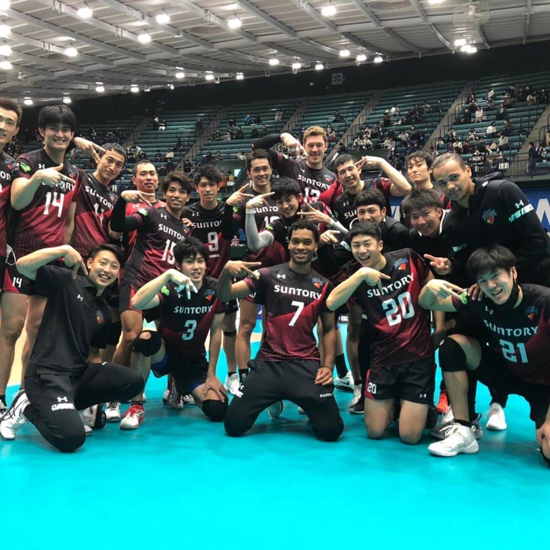 喜入祥充のインスタグラム：「応援ありがとうございました！ 7勝目、8勝目は アウェイでの大きな2勝！  今週はホームゲーム！ 熱い応援よろしくお願いします！！  #サンバーズ #アンダーアーマー」