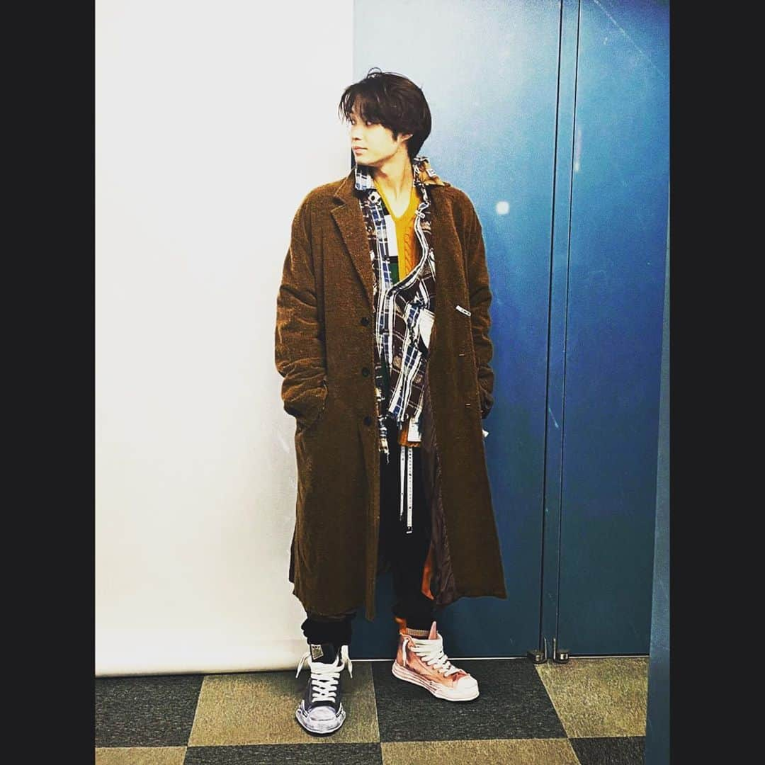 磯村勇斗さんのインスタグラム写真 - (磯村勇斗Instagram)「.  FINEBOYS 12月号  本日発売📸  #FINEBOYS」11月9日 14時16分 - hayato_isomura