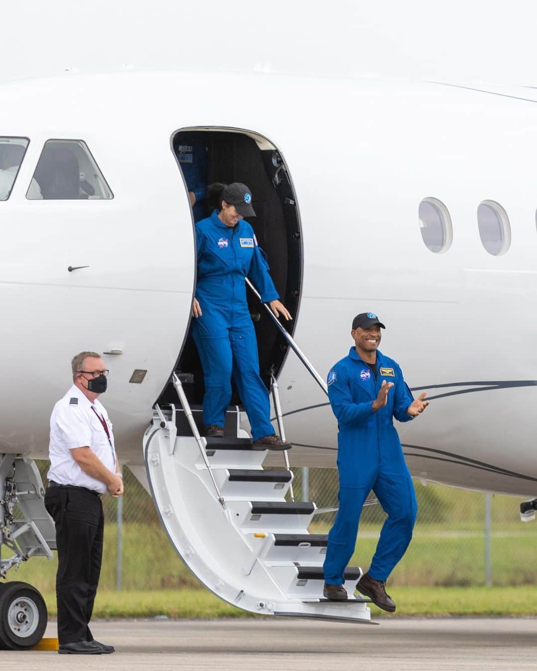 National Geographic Creativeさんのインスタグラム写真 - (National Geographic CreativeInstagram)「Photo by Michael Seeley @mseeley20 / NASA astronauts Victor Glover and Shannon Walker arrive at Kennedy Space Center Sunday afternoon, along with Crew-1 crewmates Mike Hopkins and JAXA's Soichi Noguchi. They are scheduled to launch to the International Space Station aboard a SpaceX Crew Dragon and Falcon 9 rocket on Saturday, November 14 at 7:49pm (ET).」11月9日 6時15分 - natgeointhefield