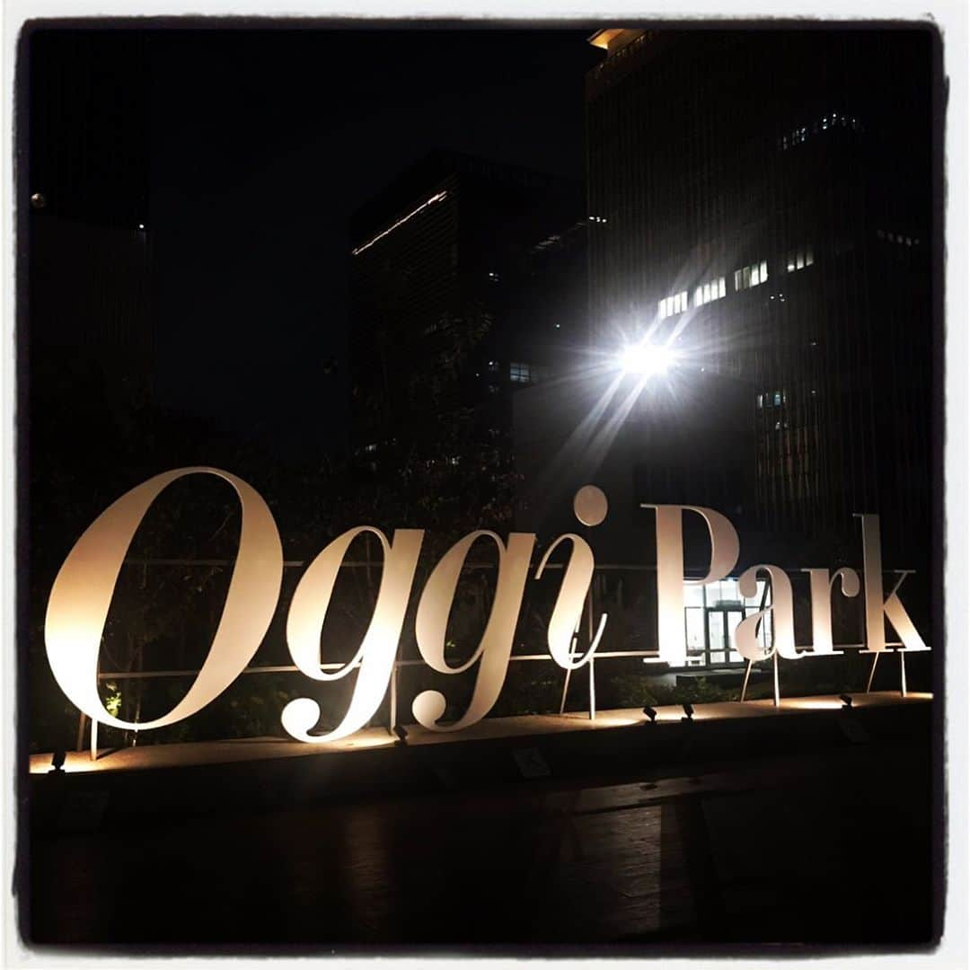 Oggi編集部さんのインスタグラム写真 - (Oggi編集部Instagram)「昨日、Oggi Parkが無事終了しました‼️ 「働く女性の癒しの空間」として、日本橋三越本店屋上にて9/25から毎週末開催していましたが、各種イベントやフードコートへ、またオブジェを見に、とたくさんの方々にお越しいただきました。 心より御礼申し上げます。 来年、さらにパワーアップして戻ってきたいとすでに張り切っております😊 それまでの間は、誌面、webサイト始め、様々な形で変わらずOggiブランドを発信していきます‼️ どうぞ引き続き、よろしくお願いいたします。  #oggipark #Oggi #オッジ #雑誌Oggi #日本橋三越本店 #東京 #ルーフトップ #公園 #nihombashi #イベント#ありがとうございました」11月9日 10時49分 - oggi_mag