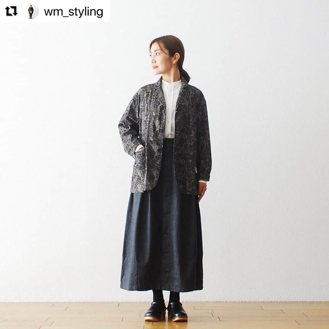 wonder_mountain_irieさんのインスタグラム写真 - (wonder_mountain_irieInstagram)「#Repost @wm_styling with @make_repost ・・・ [ #20AW_WM_styling_ ] _ styling.(height 161cm) jacket → #EngineeredGarments ￥45,100- shirts → #itten. ￥27,500- skirts → #EngineeredGarments ￥42,900- shoes → #TROENTORP ￥23,100- _ 〈online store / @digital_mountain〉 → http://www.digital-mountain.net _ 【オンラインストア#DigitalMountain へのご注文】 *24時間受付 *15時までのご注文で即日発送 *1万円以上ご購入で送料無料 商品について：084-973-8204 カスタマーサポート：050-3592-8204 _ We can send your order overseas. Accepted payment method is by PayPal or credit card only. (AMEX is not accepted) Ordering procedure details can be found here. >>http://www.digital-mountain.net/html/page56.html _ 本店：@Wonder_Mountain_irie 系列店：@hacbywondermountain (#japan #hiroshima #日本 #広島 #福山) _」11月9日 10時49分 - wonder_mountain_