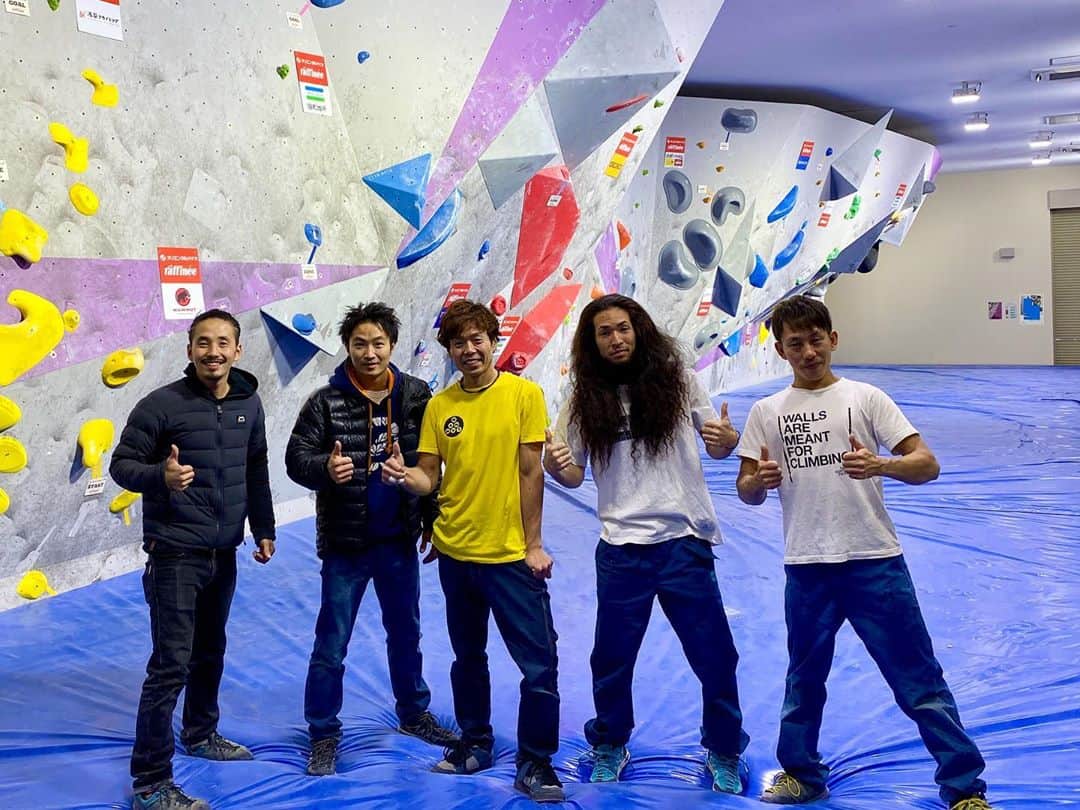 のインスタグラム：「オリエンタルバイオ Presents✨ 第3回ボルダリング小学生競技大会　Day1🌈  今年も愉快なセッター陣。笑いっぱなし✨面白いねぇみんな🌟 また来年も色々な意味で成長した姿を期待してます😁まだまだ諦めるな！！ @katsushika_climbing  @raffinee_orientalbio @mammut_japan @tokioinkarami_report @seikowatchjapan @kencos_official  @asakusa_climbing  #オリエンタルバイオ #ラフィーネ #tokioインカラミ #seiko #明和地所 #浅草クライミング #スポーツくじ #スポーツくじtoto #あきらめるな」