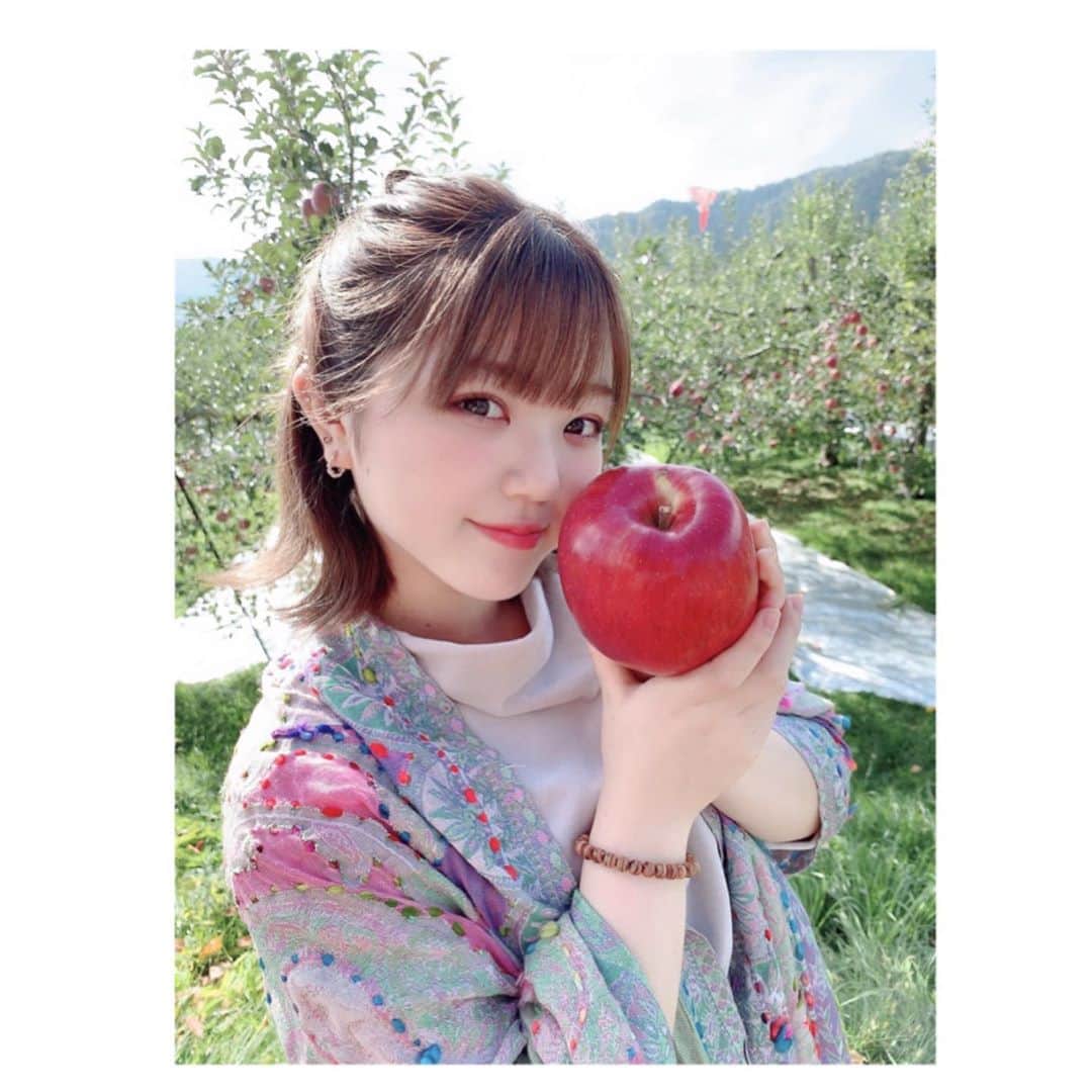 唐沢風花のインスタグラム：「おっきいりんご」