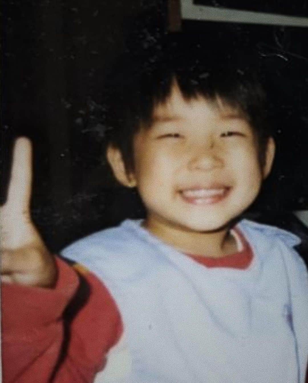 古幡亮（WATWING）のインスタグラム：「I turned 23 on 1108.  22歳は"愛"について知った年 23歳はそれを実行する年にしよう。  Happy birthday to me & my dear brother ;)」
