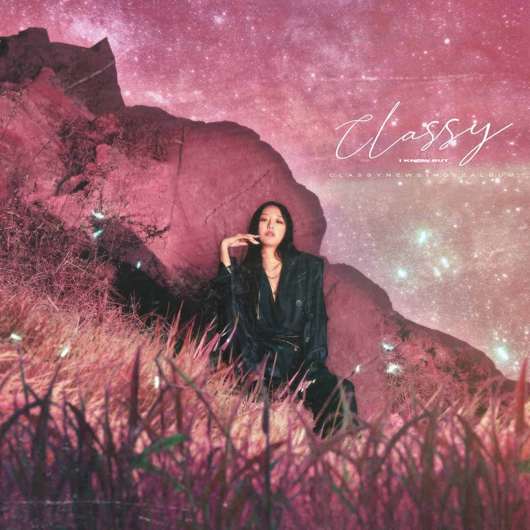 テウン のインスタグラム：「2020.11.09[Mon].12PM(KST) CLASSY SINGLE ALBUM '알면서도(I Know But)' 드디어 발매!!! 쥰내 잘하고좋은건 팩트 믿듣가능 저는 Classy의 멘탈케어 및 작사에 참여했습니다.👝👚👜  @ur.classy #classy#i know but #드디어#멘탈케어 #작사#고만 #질질짜 #나도운다」