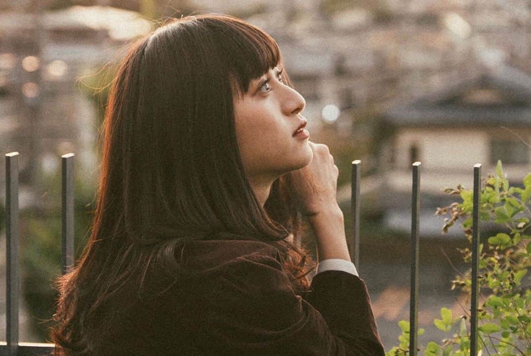 谷口萌衣子のインスタグラム：「みんなからのコメント1つ1つ読み返していたら、何だか凄くじーんとなりました、、谷口萌衣子を好きだと言ってくれて、本当にありがとうございます😢  やっぱりミスキャンパスなら、同年代に興味持って貰える活動をしたい！っていう気持ちはずっと変わりません。 良い意味でミスコンらしさを崩していきたいですね。自分が示していかないと、きっと誰も動いてくれない、私が頑張るしか、、！  大学4回生にとっても、ファイナリストにとっても重要な1ヵ月間、死ぬ気でやるぞ〜！😂🔥  本日12時からスタートしたWeb投票で、応援して頂けると頑張れます、、！ 1日1票、何卒宜しくお願い致しますm(_ _)m  長くなってすみません！  #ミスキャンパス立命館」