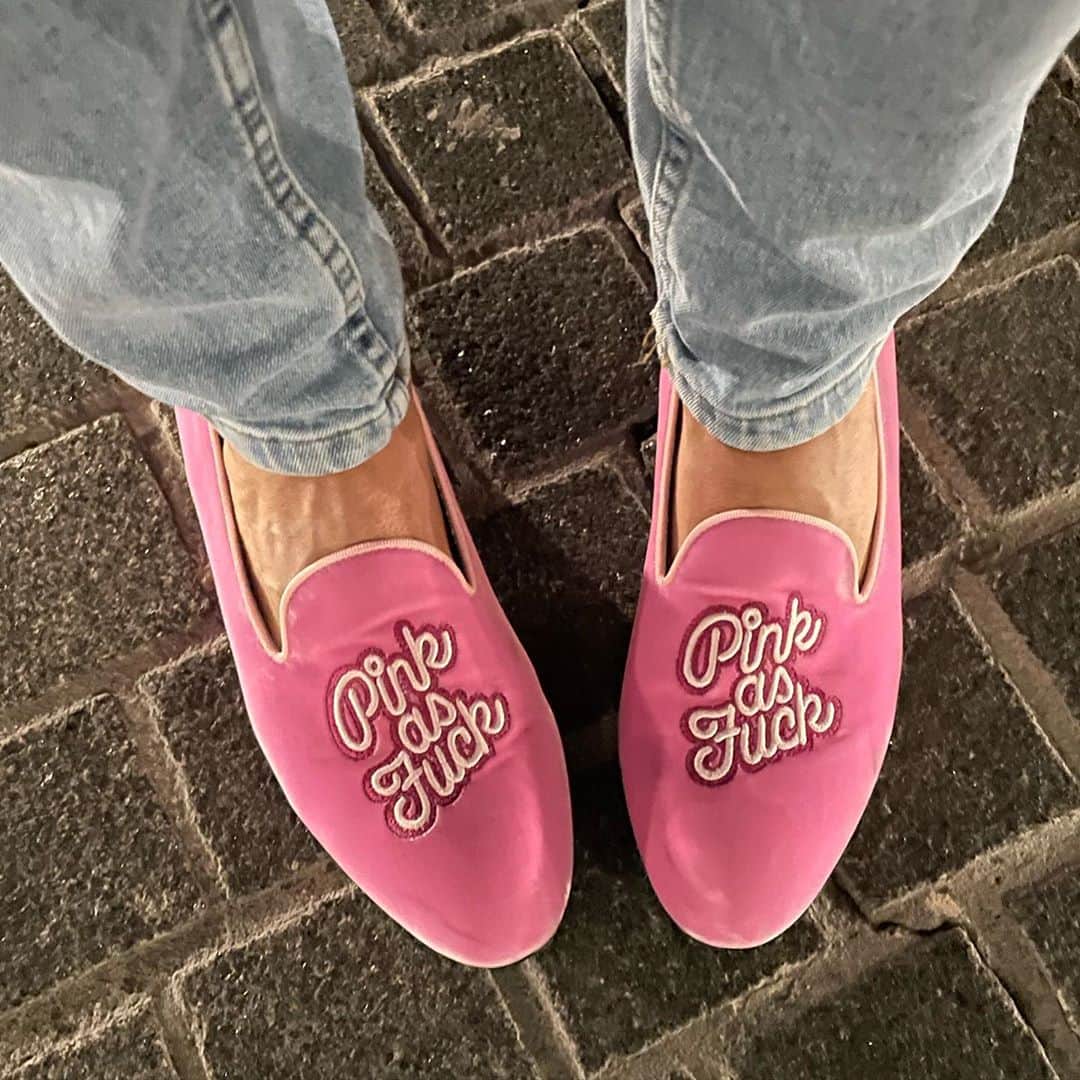 ブライアンアトウッドさんのインスタグラム写真 - (ブライアンアトウッドInstagram)「Took these babies out on the town last night to celebrate. 💗 💗 💗  These are from my collaboration with @scarosso @pietronolita to raise $$$ for Breast Cancer. To purchase link is in my Bio.  #fashion #pink #nyc」11月9日 13時12分 - brian_atwood