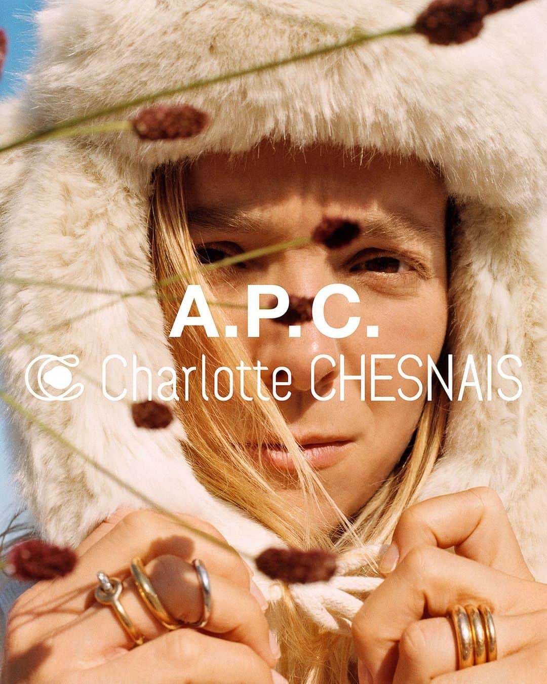 アーペーセーのインスタグラム：「A.P.C. is very proud to announce its 8th Interaction, in collaboration with Charlotte Chesnais, jewellery designer of her eponymous brand and a ready-to-wear designer working with us for several years now. ⠀ ⠀ Launching tomorrow, November 10th 2020.⠀ ⠀ Photography: Tom Johnson⠀ Styling : Malina Joseph Gilchrist ⠀ ⠀ @apc_paris⠀ @charlottechesnaisjewelry ⠀ ⠀ #APC #APCxCharlotteChesnais #CharlotteChesnais #Interaction8 #APCSS21⠀」