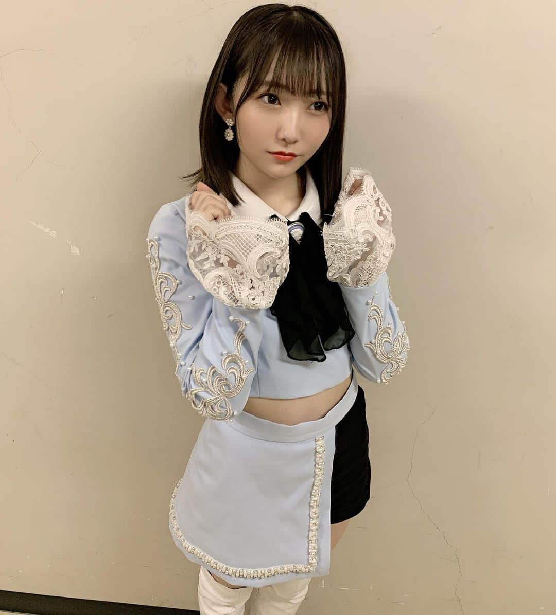 夏川愛実のインスタグラム：「﻿ ﻿ pop☆star新衣装がかわいい🤤💗﻿ ﻿ ﻿ #アイドル衣装#kpop#kpop衣装#アイドル﻿ #ニーハイブーツ#衣装」