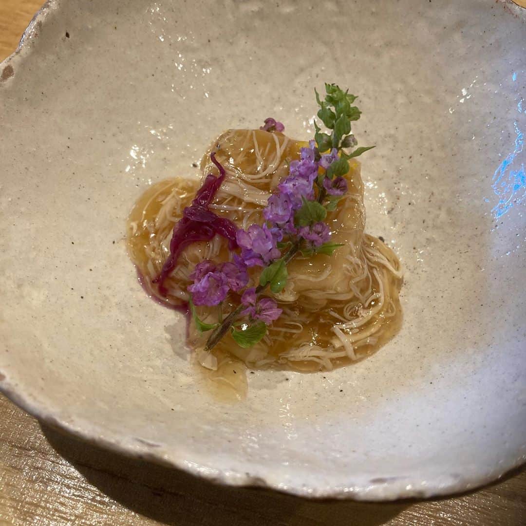 江川智晃のインスタグラム：「天ぷら　たけうち 贅沢なランチで、幸せをいっぱい頂きました☺️ 美味い❗️」