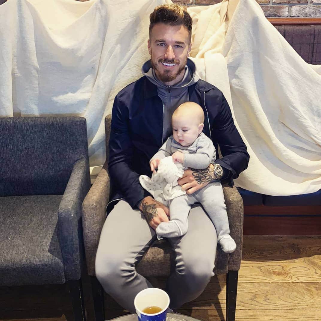 ジョー・ベネットのインスタグラム：「Lunch date 😍❤」