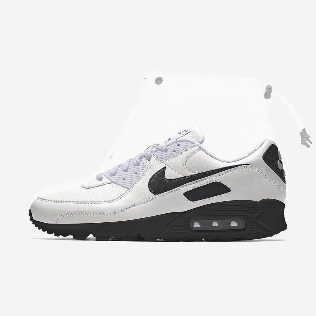 HYPEBEASTさんのインスタグラム写真 - (HYPEBEASTInstagram)「@hypebeastkicks: @nike has reimagined its classic Air Max 90 silhouette with a ripstop shroud. Coming in a range of classic colorways or camouflage prints, the new feature will be available on Nike By You Unlocked when designing your own take on the sneaker. Find out more about it via the link in our bio. ⁠⠀ Photo: Nike」11月9日 15時41分 - hypebeast