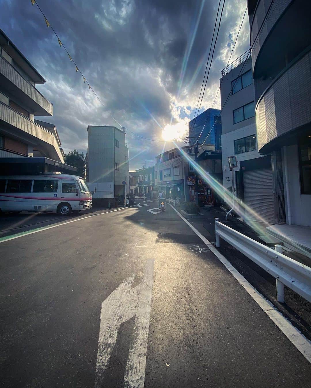 宍戸開さんのインスタグラム写真 - (宍戸開Instagram)「#streetphotography #storyofthestreet #streetoftokyo #streetcinematography #kaishishido #iphone11pro #photography #photographer #photooftheday」11月9日 15時56分 - kaishishido