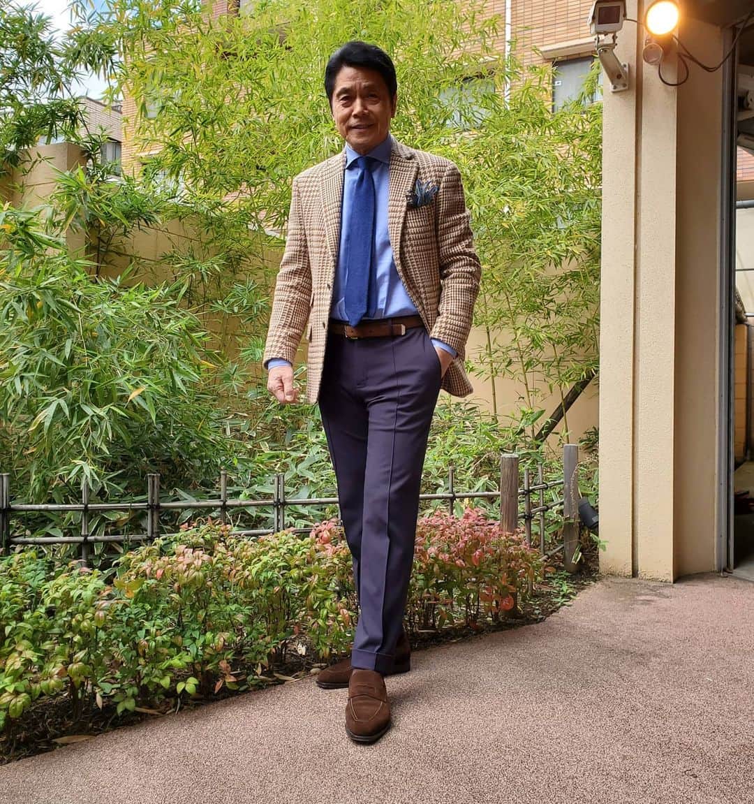 峰竜太のインスタグラム：「#イタリア取材#jacket#De.petrillo#shirt#sovereign #tie #liverano_liverano #pants # PT#shoes#stefanobemer」