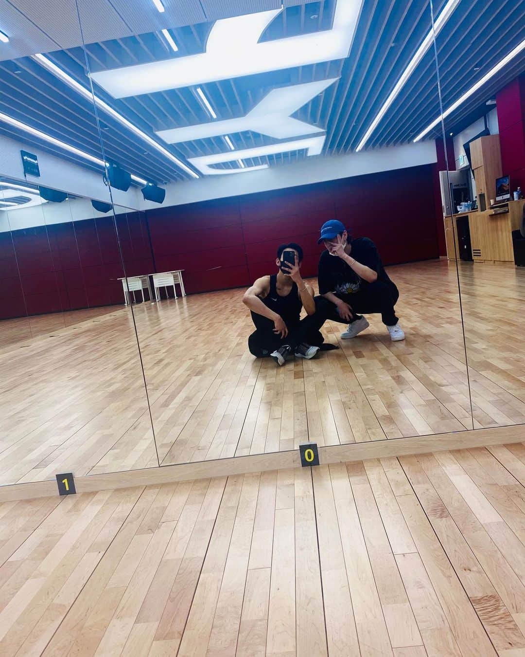 BamBam のインスタグラム：「97 Skrrt!」