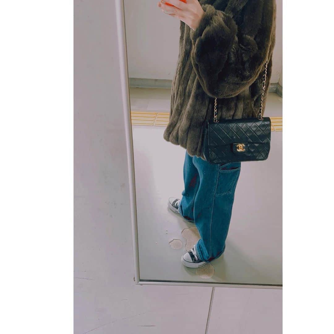 i_am_romikoのインスタグラム：「このアウター本間ぬくぬく🐑🌿 去年めっちゃお世話になって今年もお世話になりますよー🗣 #ootd」