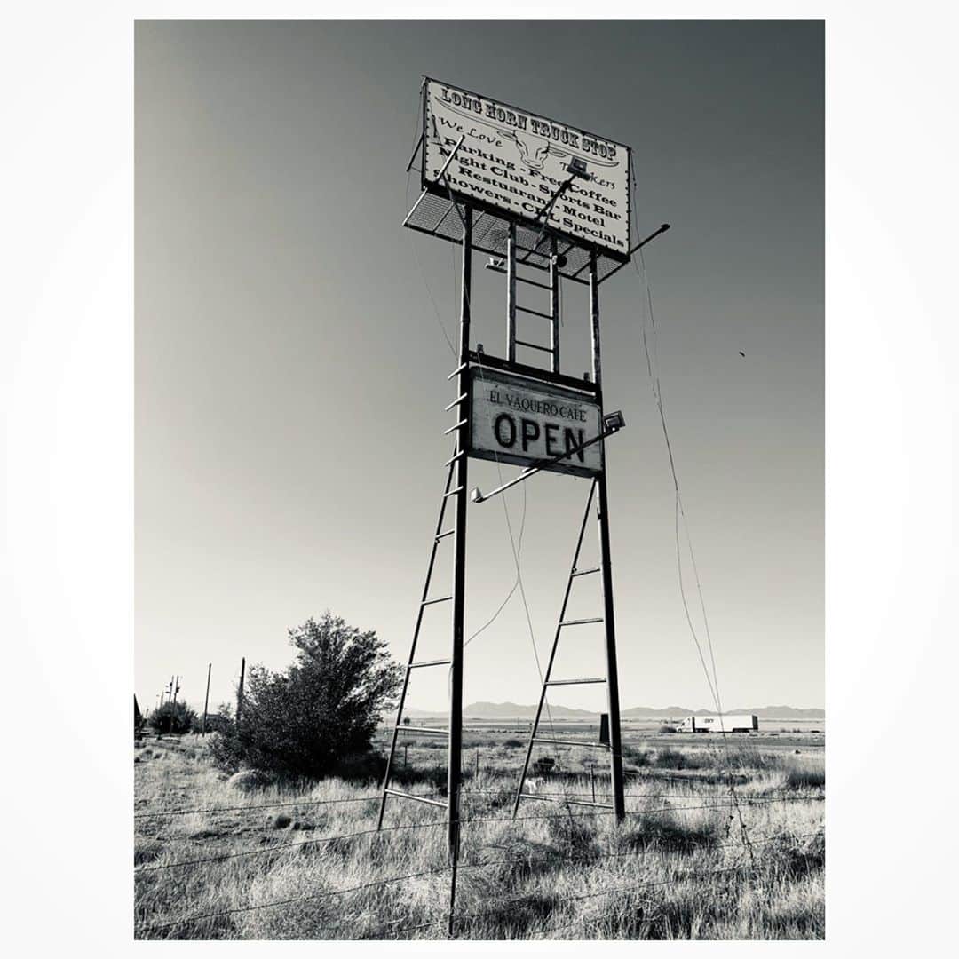 マット・ディロンさんのインスタグラム写真 - (マット・ディロンInstagram)「Route 66, Moriarty, New Mexico #route66 #newmexico」11月9日 16時35分 - mattdillon