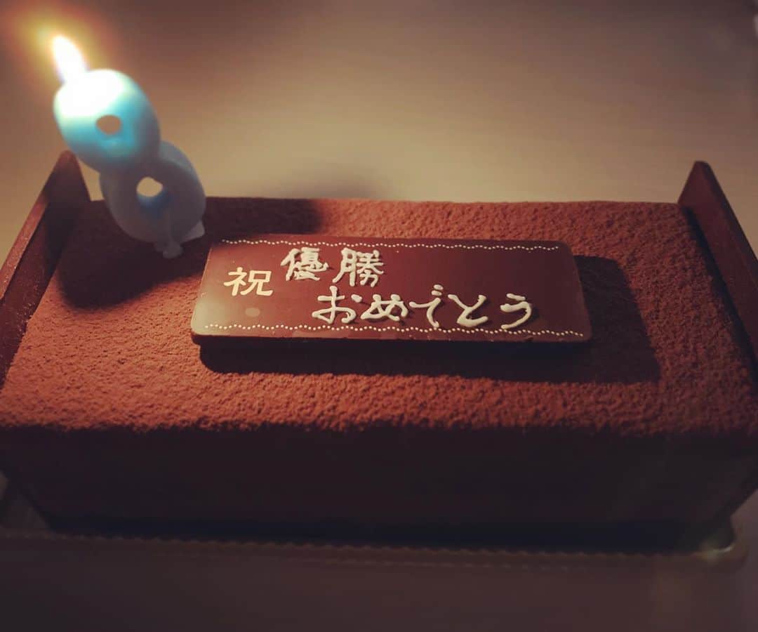 福住仁嶺さんのインスタグラム写真 - (福住仁嶺Instagram)「レースが終わって家に帰ってきたらお祝いケーキが置いてありました😙  こういうのは本当に嬉しいですね。  ありがとう😊」11月9日 16時46分 - nirei_fukuzumi
