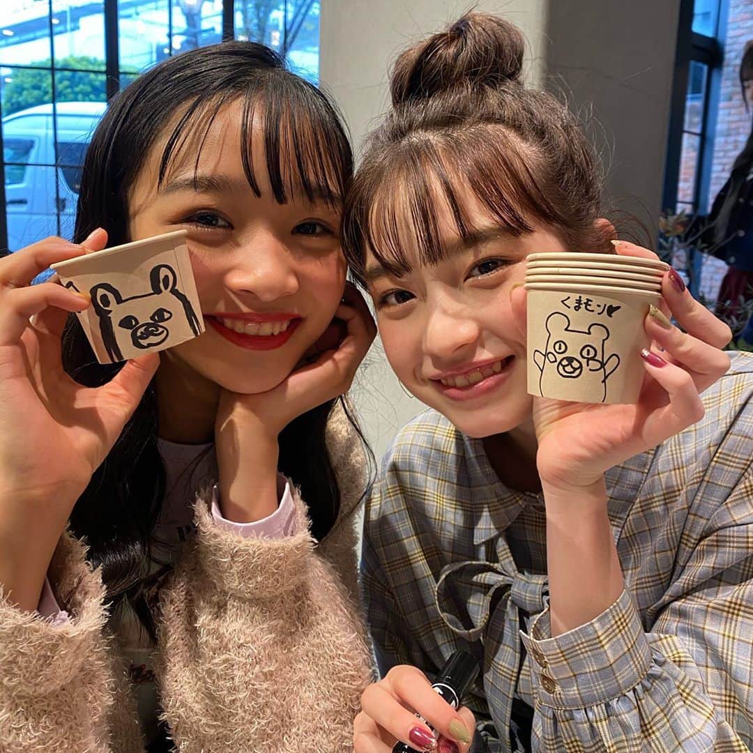 ニコ☆プチのインスタグラム：「﻿ みんなでくまモン描きました😂😂﻿ ﻿ ﻿ #ニコプチ﻿ #中山あやか﻿ #葛西杏也菜﻿ #桧山ありす﻿ #近藤藍月﻿ #くまモン﻿ #お絵描き」