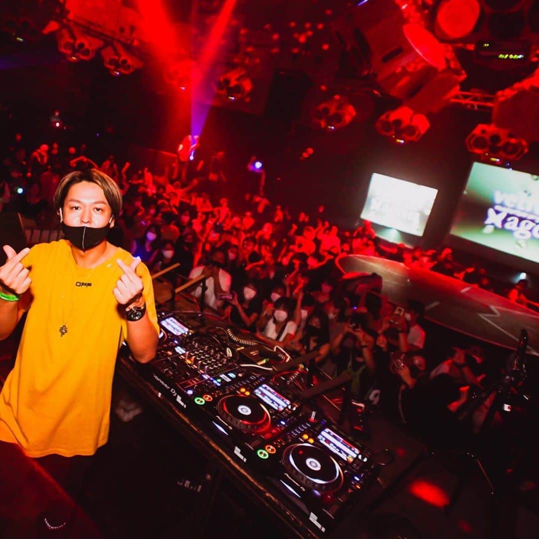 Dj Toraさんのインスタグラム写真 Dj Torainstagram 年一同窓会アゲファーレお疲れ様でした Agehaのアリーナは やはりめちゃくちゃカッコイイな Neon Mafia Agehatokyo Agefarre Djtora Agefarre アゲファーレ 11月9日 17時33分 Djtorajp