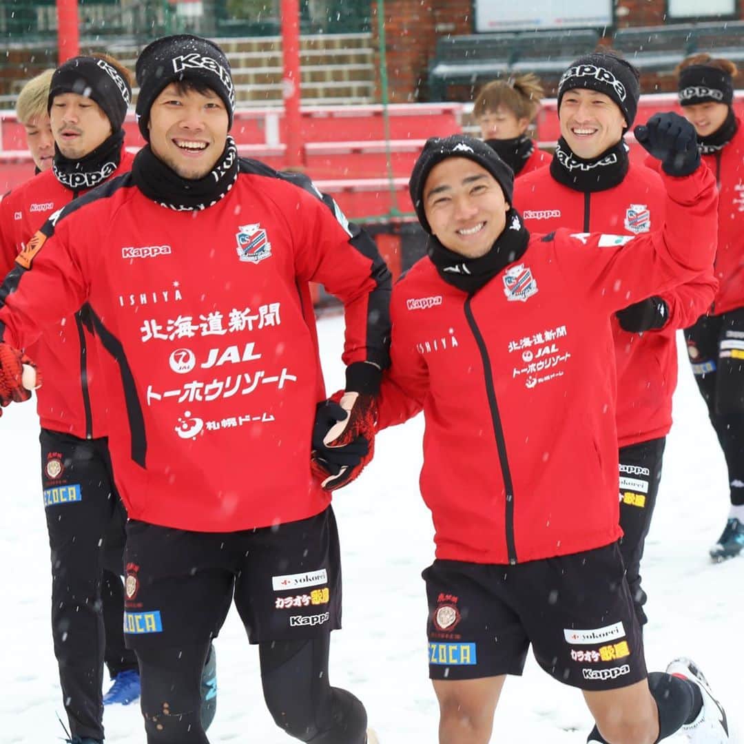 チャナティプ・ソングラシンのインスタグラム：「รอยยิ้มหิมะ❄️☃️」