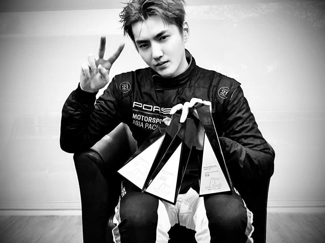 クリス さんのインスタグラム写真 - (クリス Instagram)「🏎️～」11月9日 18時02分 - kriswu