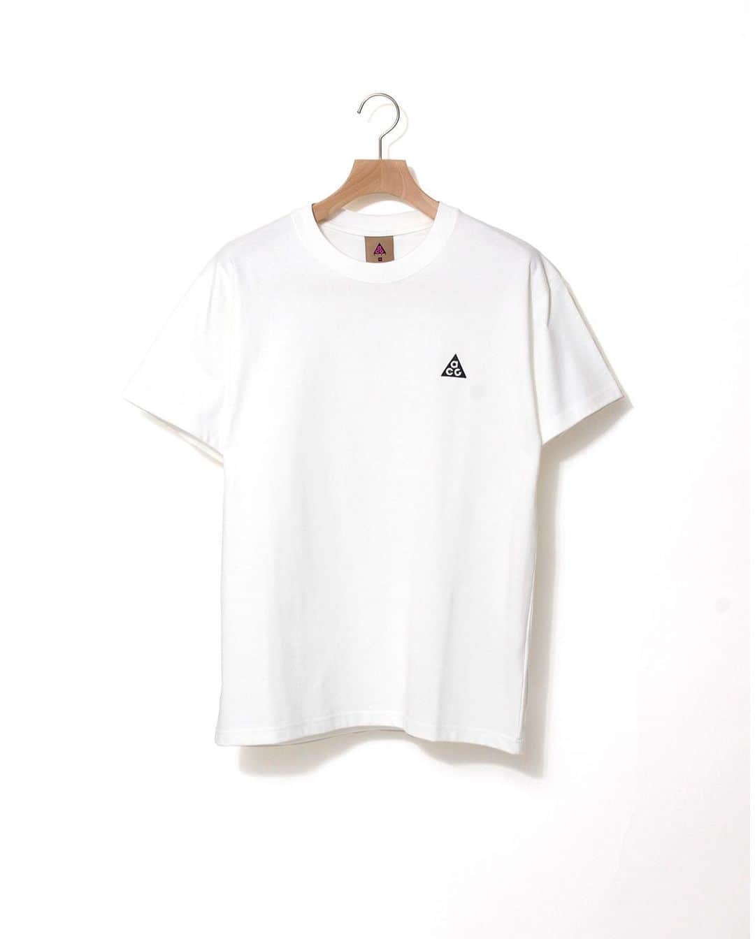A+Sのインスタグラム：「2020 .11 .12 (thu) in store  ■NIKE NRG ACG S/S EMBR TEE COLOR : WHITE ,DEEP BURGUNDY ,BLACK SIZE : S - 2XL PRICE : ¥4,000 (+TAX)  #a_and_s #NIKE #ACG #AllConditionsGear #OREGON #SMITHROCK #SMITHROCKSTATEPARK #MOVETOZERO #SUSTAINABLE #SUSTAINABILITY」