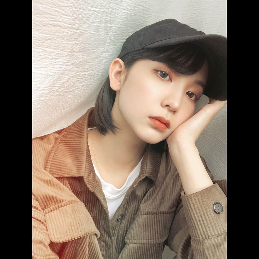 小貫莉奈さんのインスタグラム写真 - (小貫莉奈Instagram)「. 地獄楽っていう漫画も読み終わったんですが、めっちゃめっちゃ面白かった、、🤔」11月9日 18時11分 - rina_onuki0529