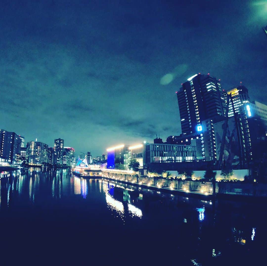 菅波栄純さんのインスタグラム写真 - (菅波栄純Instagram)「気兼ねなく外出できる日が来たらいいね。 品川の橋の上にて。#gopro #eyeem」11月9日 18時21分 - eijun_suganami_thebackhorn