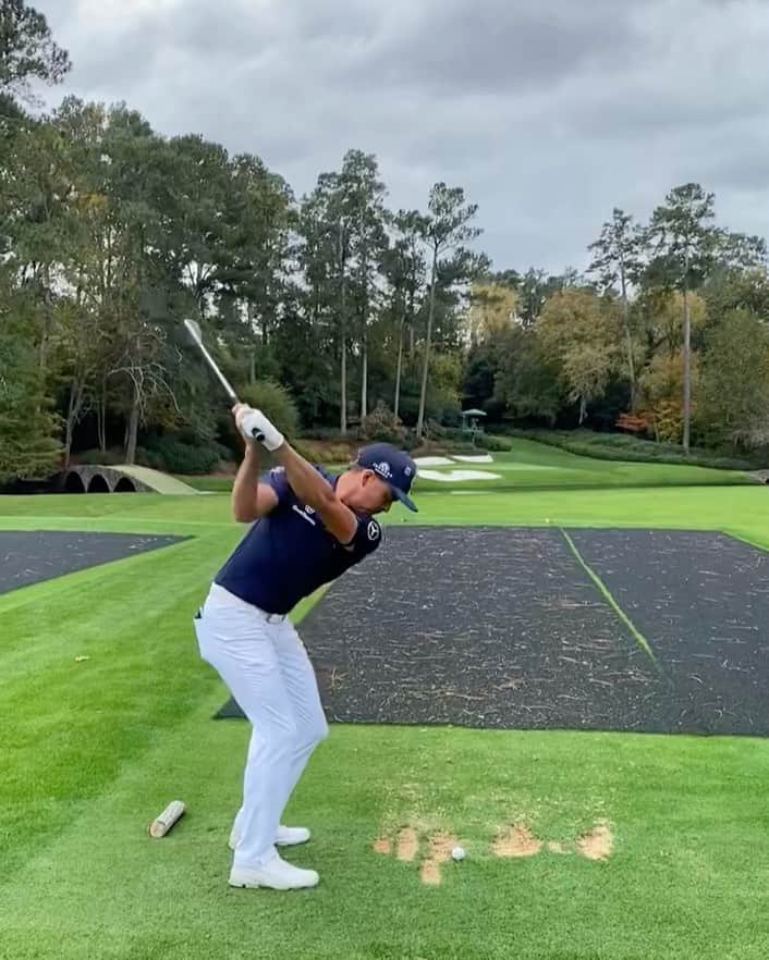リッキー・ファウラーのインスタグラム：「Cruising 9...it’s @themasters week🙌」