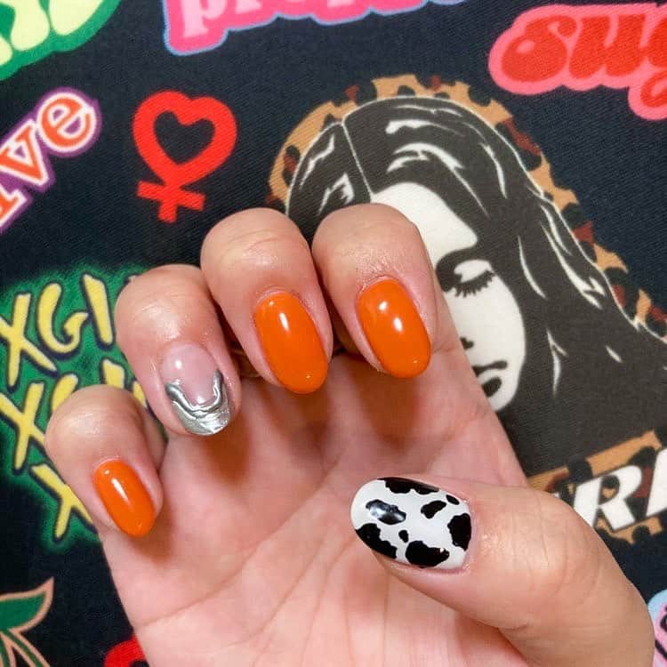 のインスタグラム：「#xgirl_ootd @ka_0312x   X-girl NAMBA CITY STAFF ------------------------------ ・ #xgirlnails Recommend nails💅 ・ ------------------------------ #xgirl #xgirljp #xgirlus #xgirlbeauty #selfnail #ネイルデザイン #ネイルアート #エックスガール」