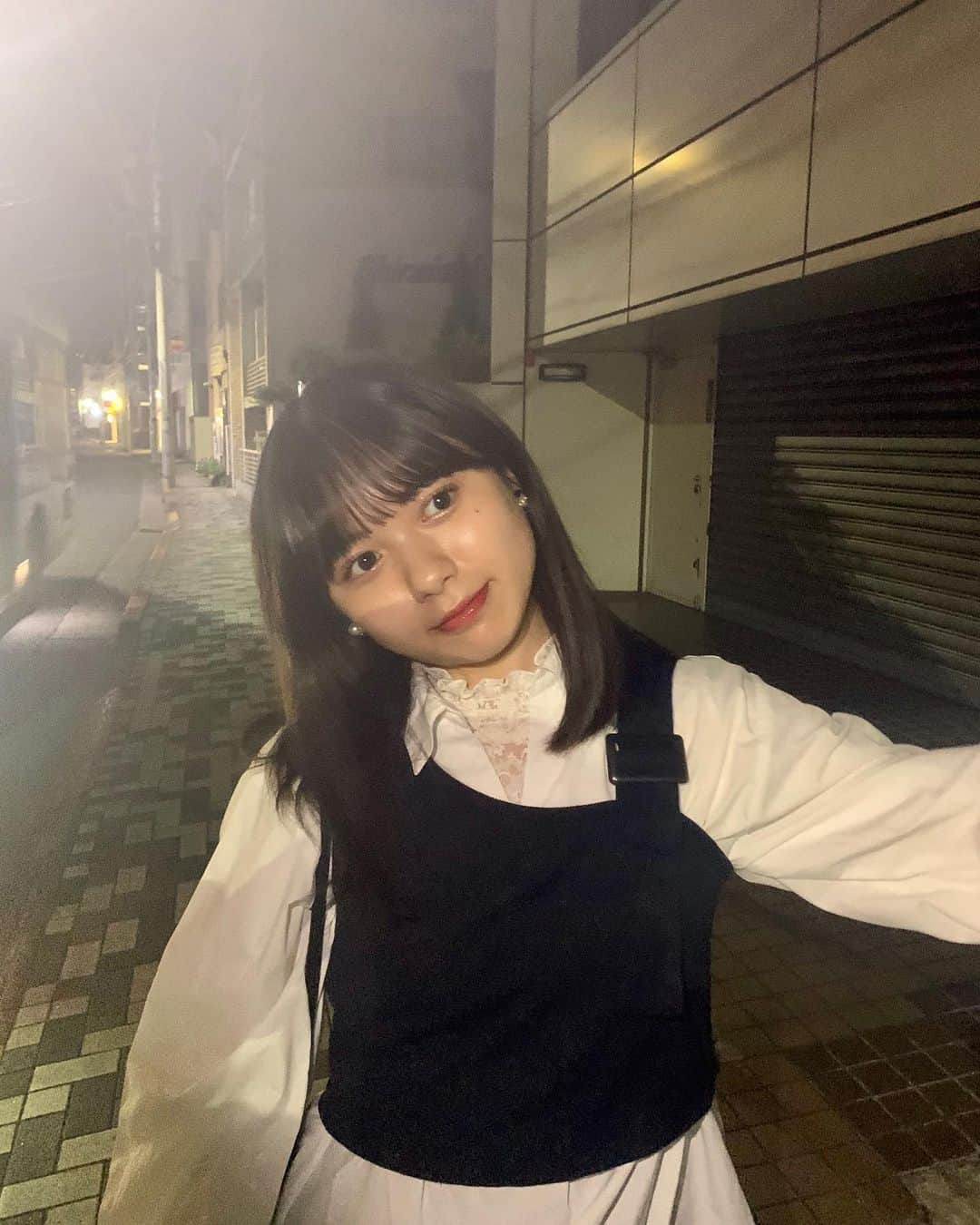 川﨑帆々花さんのインスタグラム写真 - (川﨑帆々花Instagram)「. 最近寒くて起きれない🥶 皆さん体調気を付けてくださいね☀️ #instagood#japan##japanesegirl#autumn#winter#ootd #秋冬#秋冬コーデ#モノクロコーデ#ミディアムヘア」11月9日 19時40分 - kawasakihonoka_official