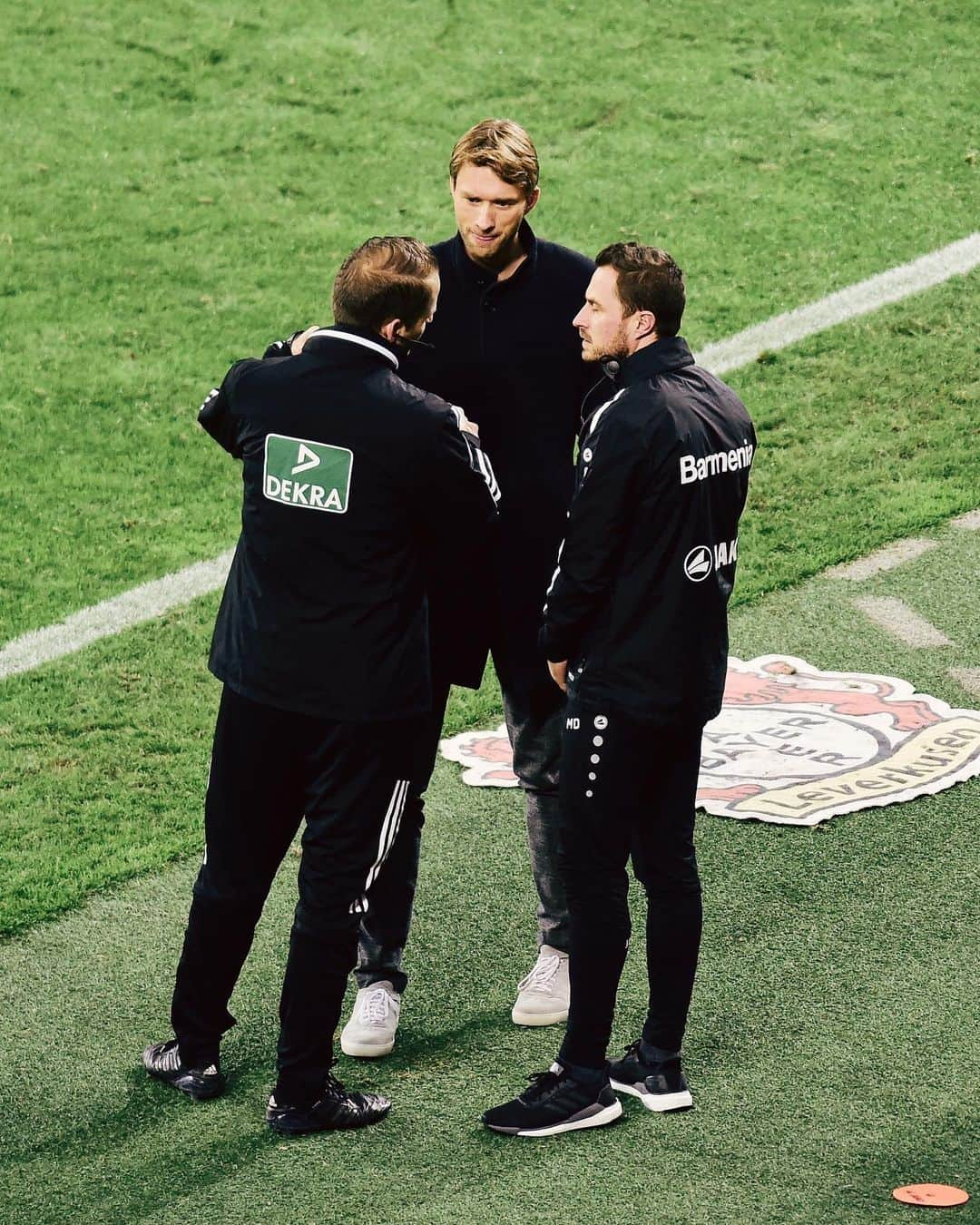 バイエル・レバークーゼンさんのインスタグラム写真 - (バイエル・レバークーゼンInstagram)「#aboutyesterday #B04BMG 4-3 #StärkeBayer 🙃 #Werkself」11月9日 19時52分 - bayer04fussball