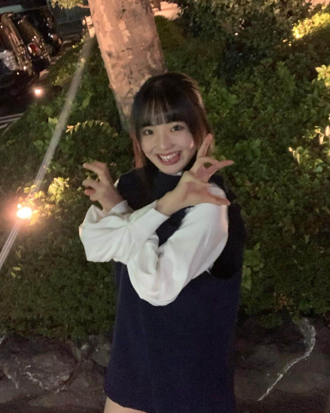 白井杏奈さんのインスタグラム写真 - (白井杏奈Instagram)「・ 最近歌聴くのにハマってます🧙🏻‍♂️ 『きらきら』をよく聴いてます✨ みなさんのイチオシ教えてください〜！ ・ 相変わらず写真撮る時のポーズが思いつかない、、 #白井杏奈#ポージング」11月9日 20時08分 - lespros_anna