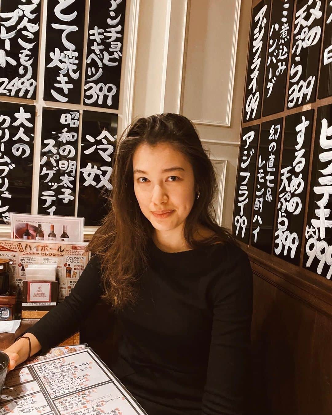 香華（KOuKA）のインスタグラム：「久しぶりに大好きな居酒屋に行ってきました! 美味しかった 💗 My continued gastronomic adventures in Japan 🇯🇵」
