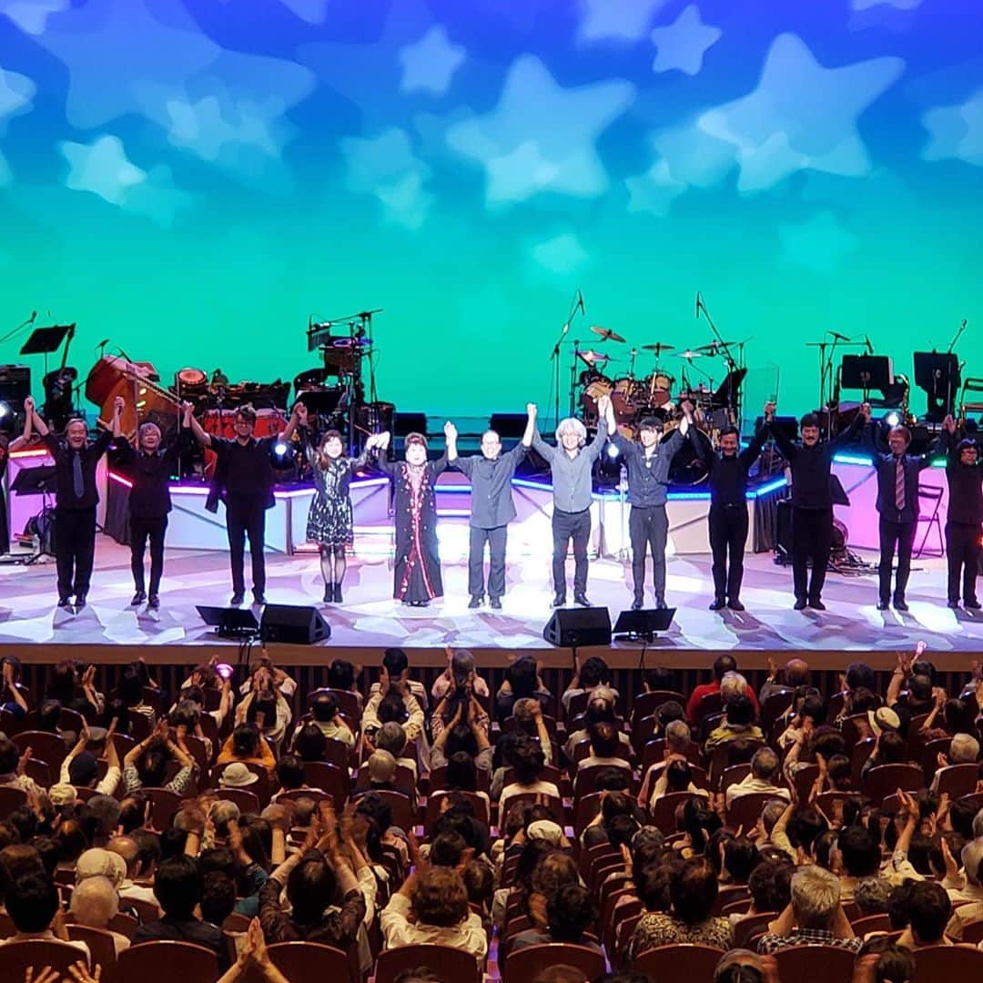天童よしみさんのインスタグラム写真 - (天童よしみInstagram)「昨年コンサートです 盛り上がりましたね 感謝します  #天童よしみコンサート #ありがとうございました #コンサートは最高」11月9日 20時35分 - tendo_yoshimi_official