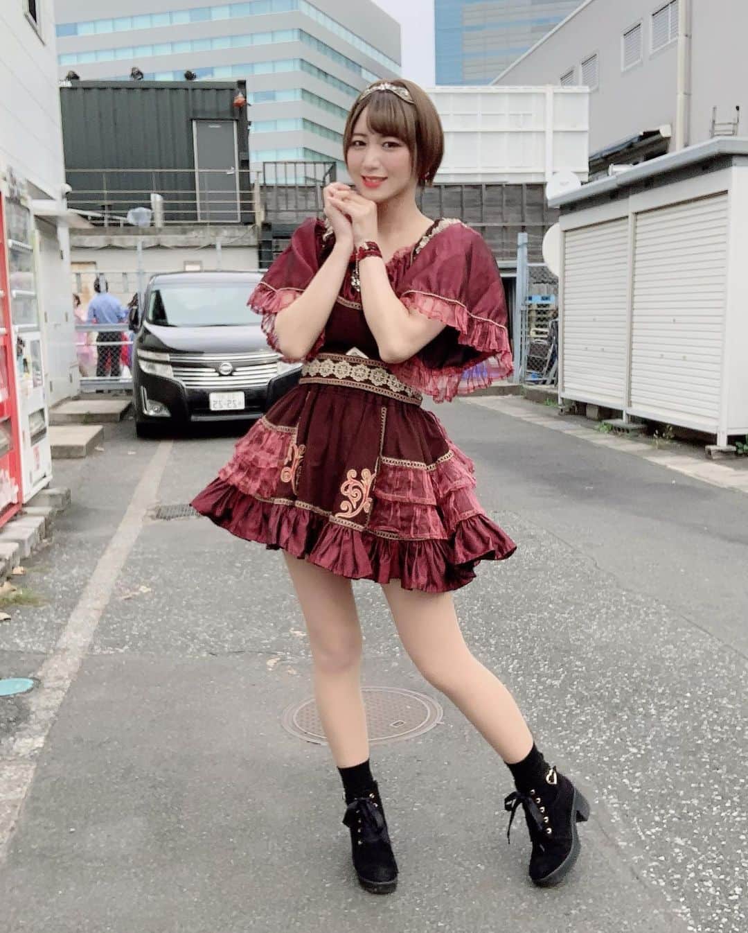 美羽えりのインスタグラム：「😼最近の2つの顔😼 . #japanesegirl  #アイドルライブ」