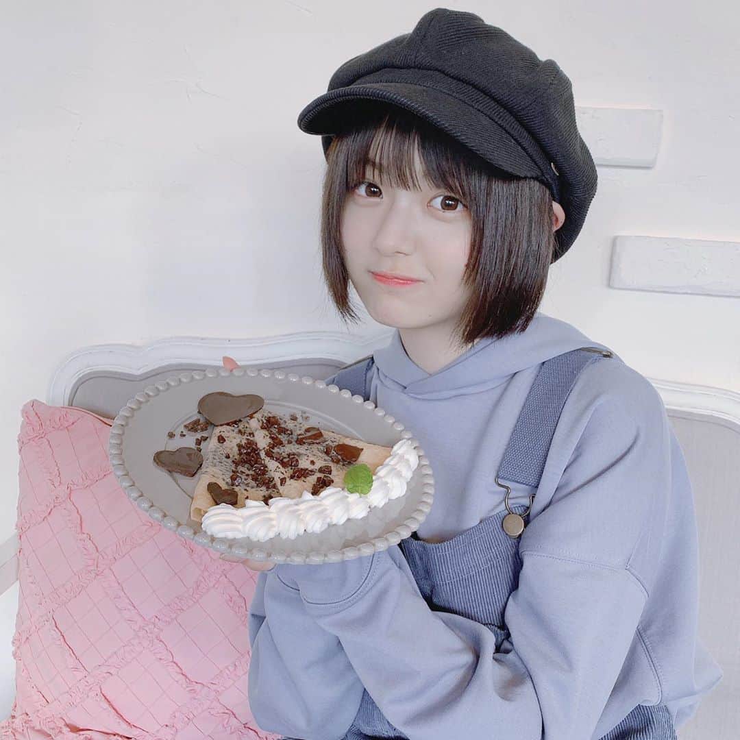 園田あいかさんのインスタグラム写真 - (園田あいかInstagram)「🐾 沖縄で食べたやつ🥞 チョコが♥になってて めっちゃ美味しかったにだ」11月9日 21時31分 - for__offwhitey_9