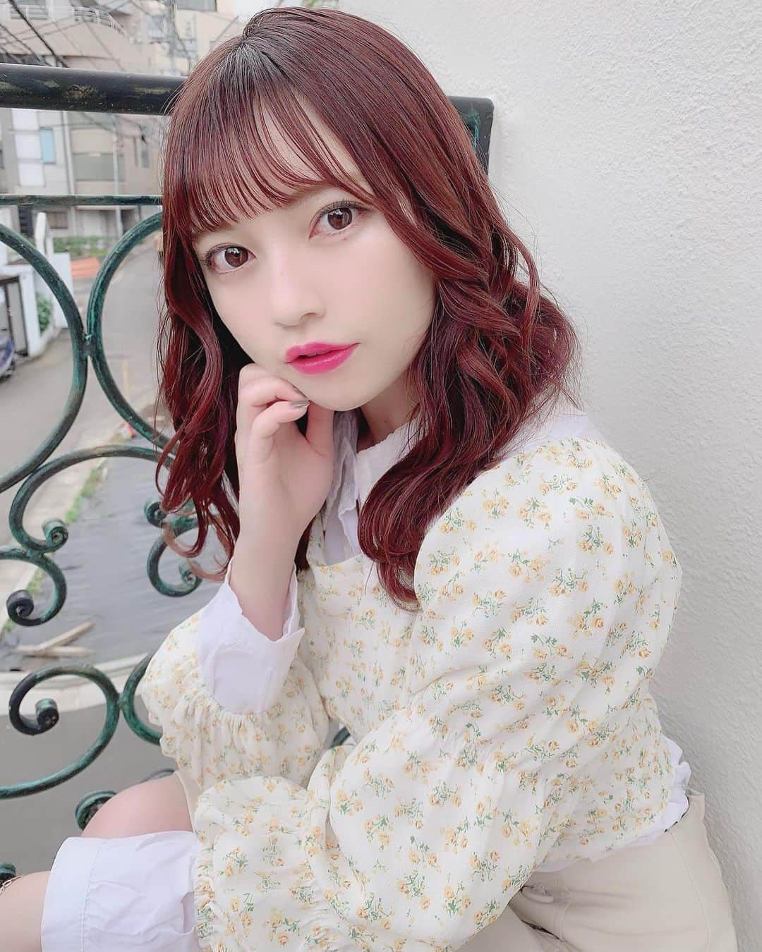 廣川奈々聖のインスタグラム：「@imari_style さんに可愛くしてもらった〜！🐩❤︎﻿ ﻿ ﻿ ここからしてもらったアレンジも﻿ めちゃくちゃかわいいの！﻿ ﻿ また載せるね〜☁¨̮ ﻿ ﻿ ﻿ ﻿ ﻿ #ヘアアレンジ#ウェーブ巻き#ぱっつん前髪」
