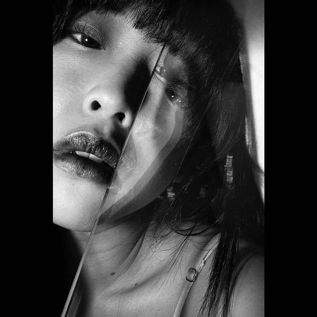 Tatsuo Suzukiさんのインスタグラム写真 - (Tatsuo SuzukiInstagram)「Portrait  @natsuho.x_x」11月9日 21時27分 - tatsuo_suzuki_001
