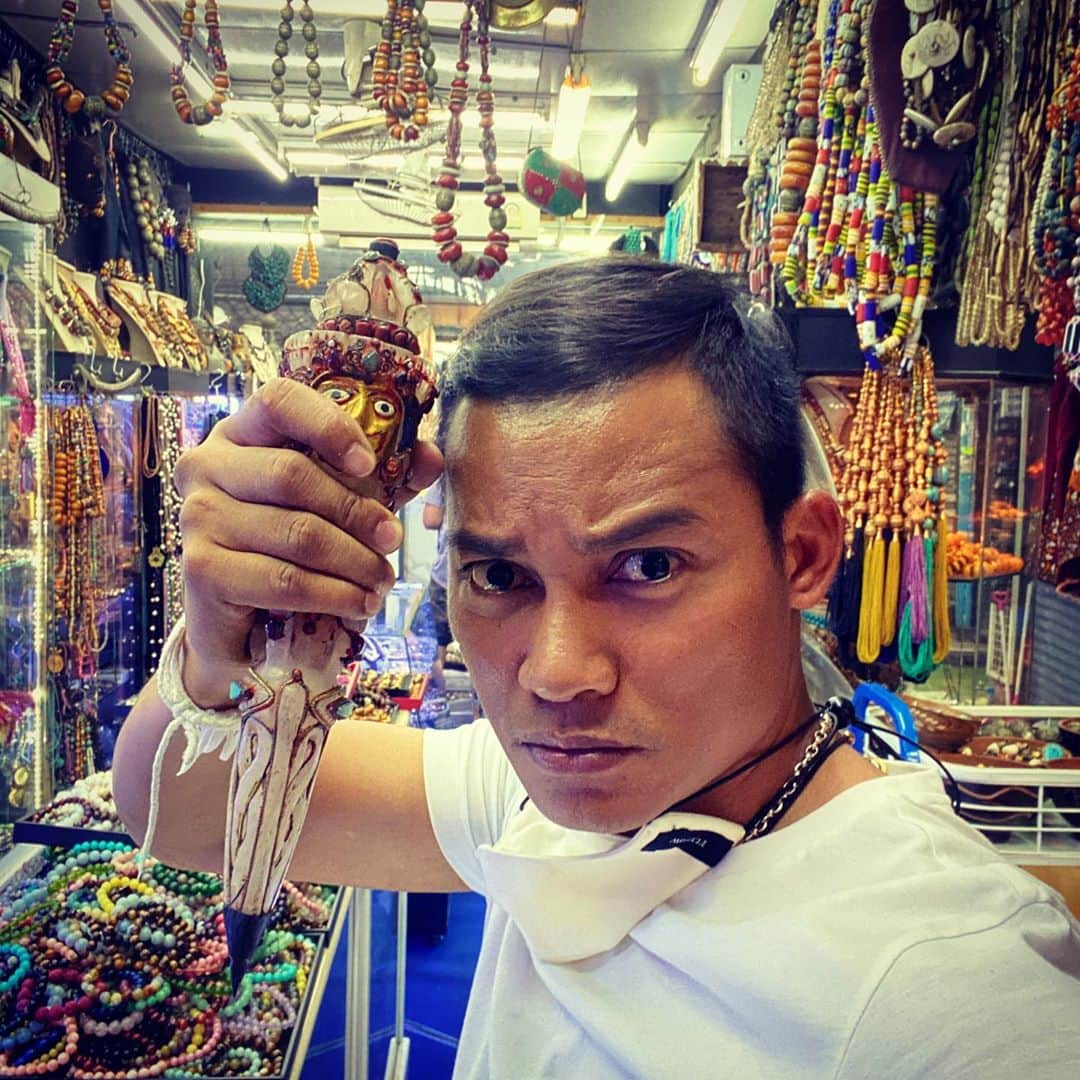 トニー・ジャーのインスタグラム：「Powerful ..」