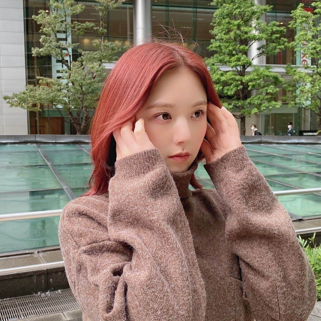 ひよんのインスタグラム：「🧸🧸 ㅤㅤㅤㅤㅤㅤㅤㅤㅤㅤㅤㅤㅤ セットアップ楽ちんすぎる🥺❣️ ニットブーツとかと合わせると手抜き感ないしよい☺️ ㅤㅤㅤㅤㅤㅤㅤㅤㅤㅤㅤㅤㅤ このセットアップは @9unq.official の新作だよ😆🧸❣️ もう少しで発売開始です♪ ㅤㅤㅤㅤㅤㅤㅤㅤㅤㅤㅤㅤㅤ 1枚目は考える人風😔🤔🧐ㅋㅋ ㅤㅤㅤㅤㅤㅤㅤㅤㅤㅤㅤㅤㅤ #fashion #ootd #setup #9unq #초겨울코디 #가을코디 #꾸안꾸 #희영 #クアンク #ひよん #セットアップコーデ #冬服」