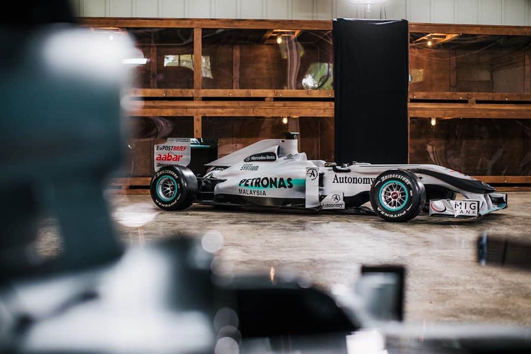 MERCEDES AMG PETRONASさんのインスタグラム写真 - (MERCEDES AMG PETRONASInstagram)「W01. Where it all started. ❤️  #DrivenByEachOther」11月9日 22時07分 - mercedesamgf1