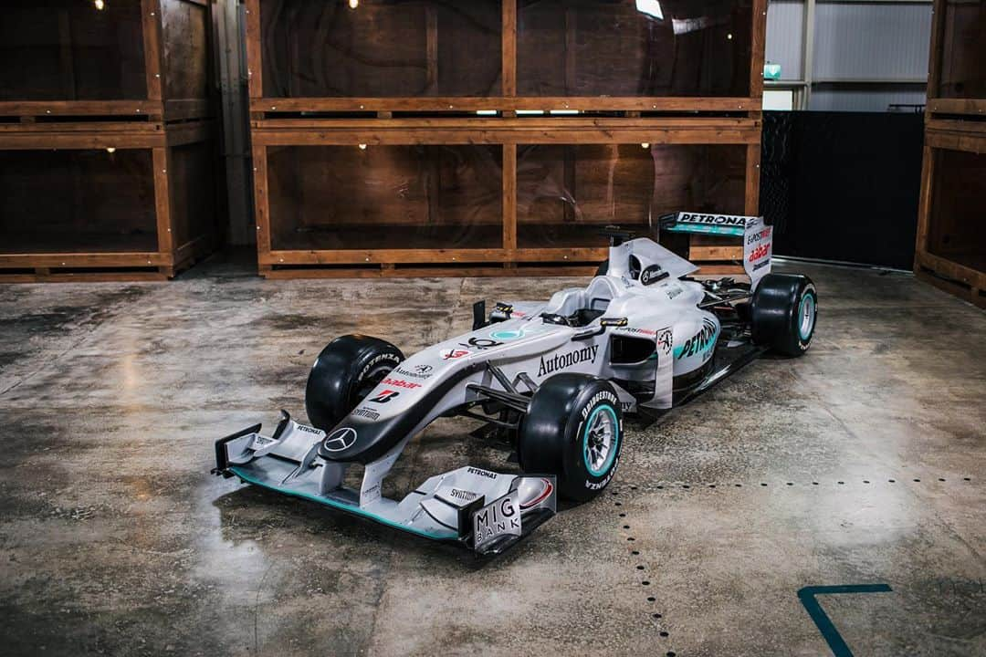 MERCEDES AMG PETRONASさんのインスタグラム写真 - (MERCEDES AMG PETRONASInstagram)「W01. Where it all started. ❤️  #DrivenByEachOther」11月9日 22時07分 - mercedesamgf1