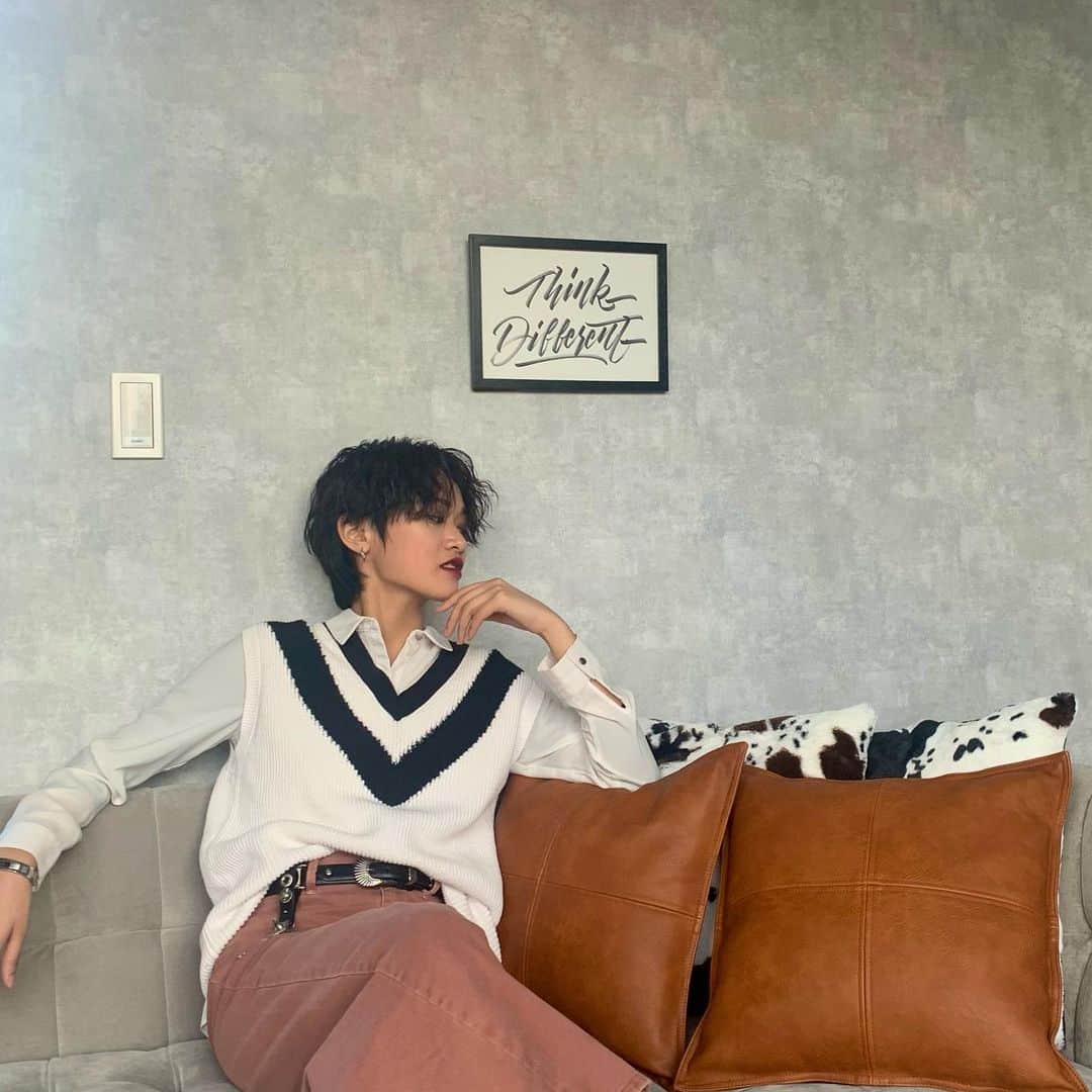 珠里亜のインスタグラム：「💐」